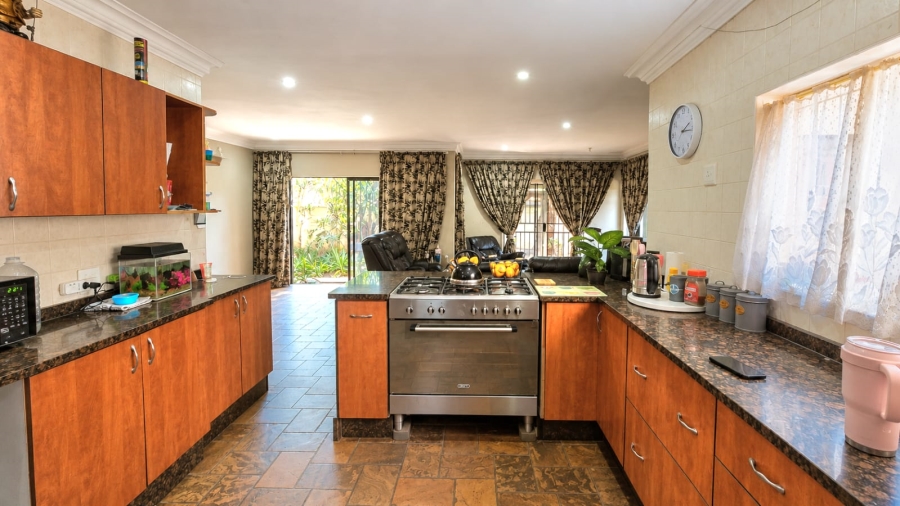 3 Bedroom Property for Sale in Melodie North West